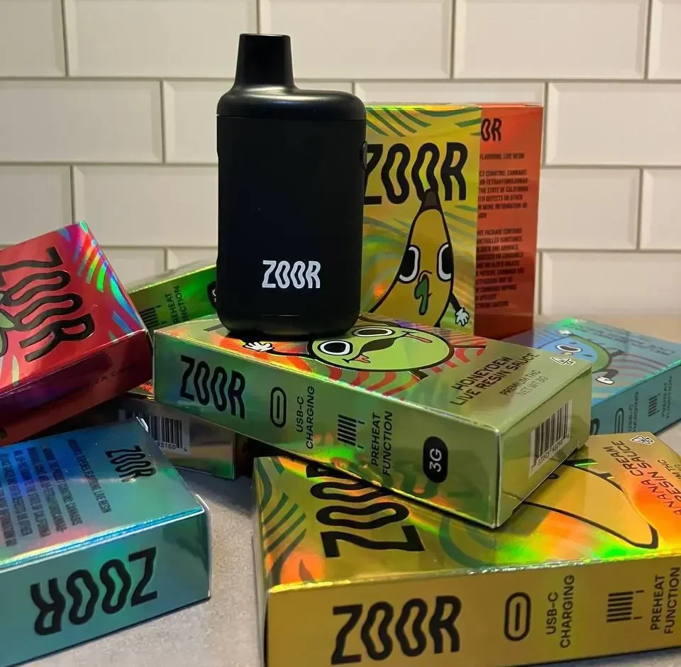 Discover Zoor 3g Disposable vapes: sleek, flavorful, and convenient. Explore 10 unique flavors with Satisfaction in every inhale.